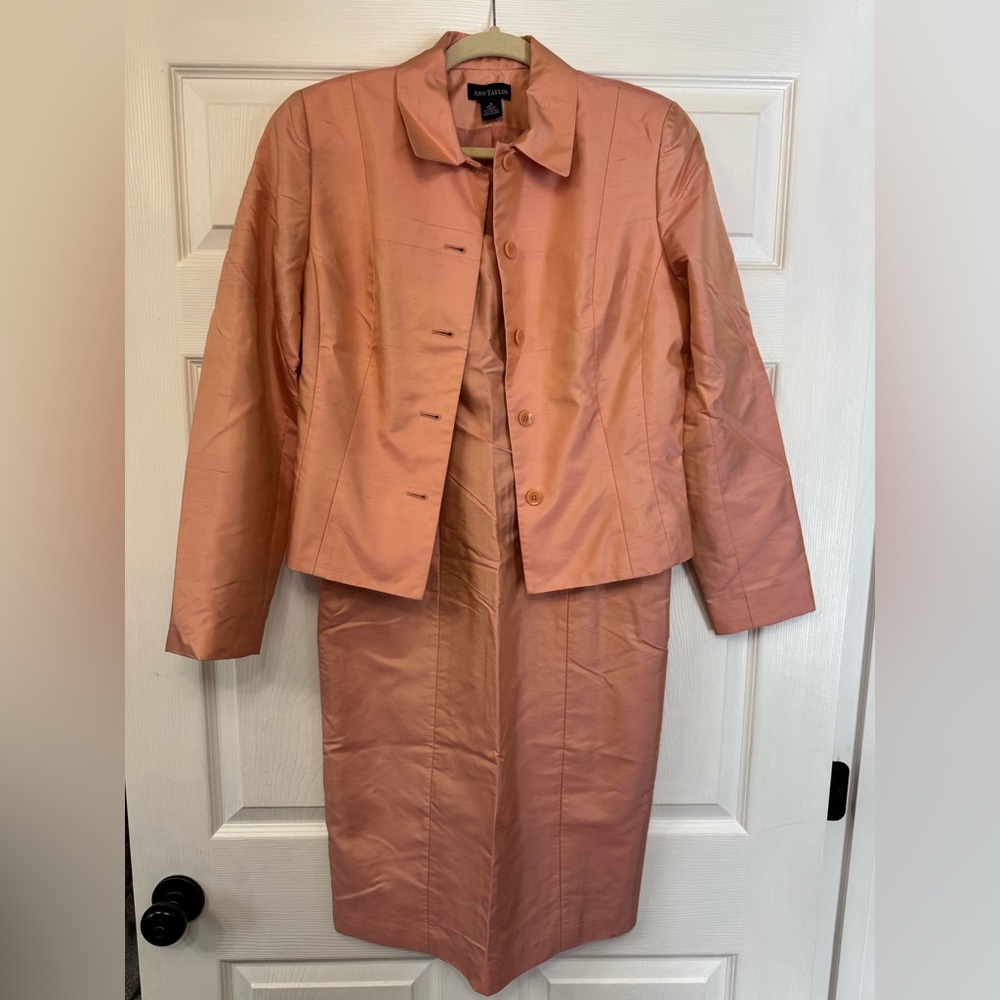 NWT Anne Taylor silk Pink Two-Piece Suit